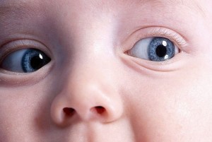 glaza-novorozhdennogo-e1328274723302-300x201 Заболевания глаз у новорождённого