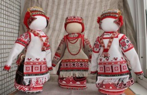 6-300x194 Женский образ в крестьянской кукле 