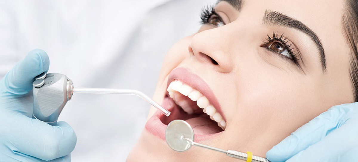 1599205600_professionalnaja-chistka-zubov-03 6 преимуществ профессиональной гигиены полости рта в стоматологии